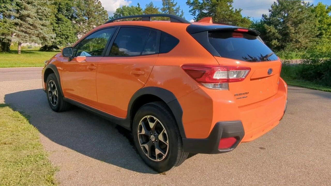 Used 2018 Subaru Crosstrek 2.0i Premium w/ Eyesight System image 3