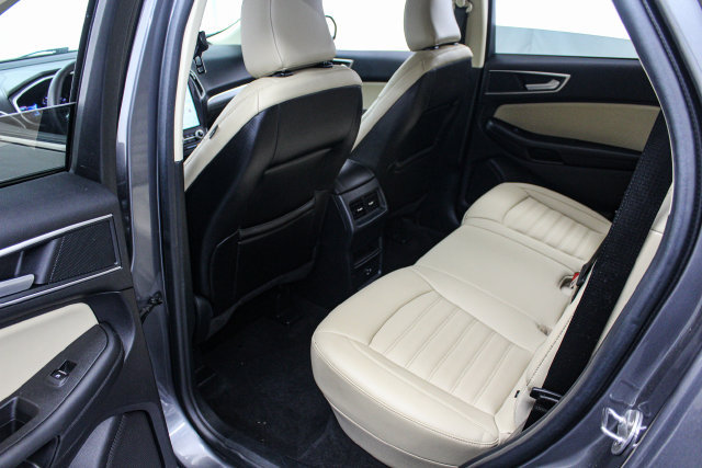 Used 2021 Ford Edge SEL w/ Cargo Accessory Package AWD/4WD image 12
