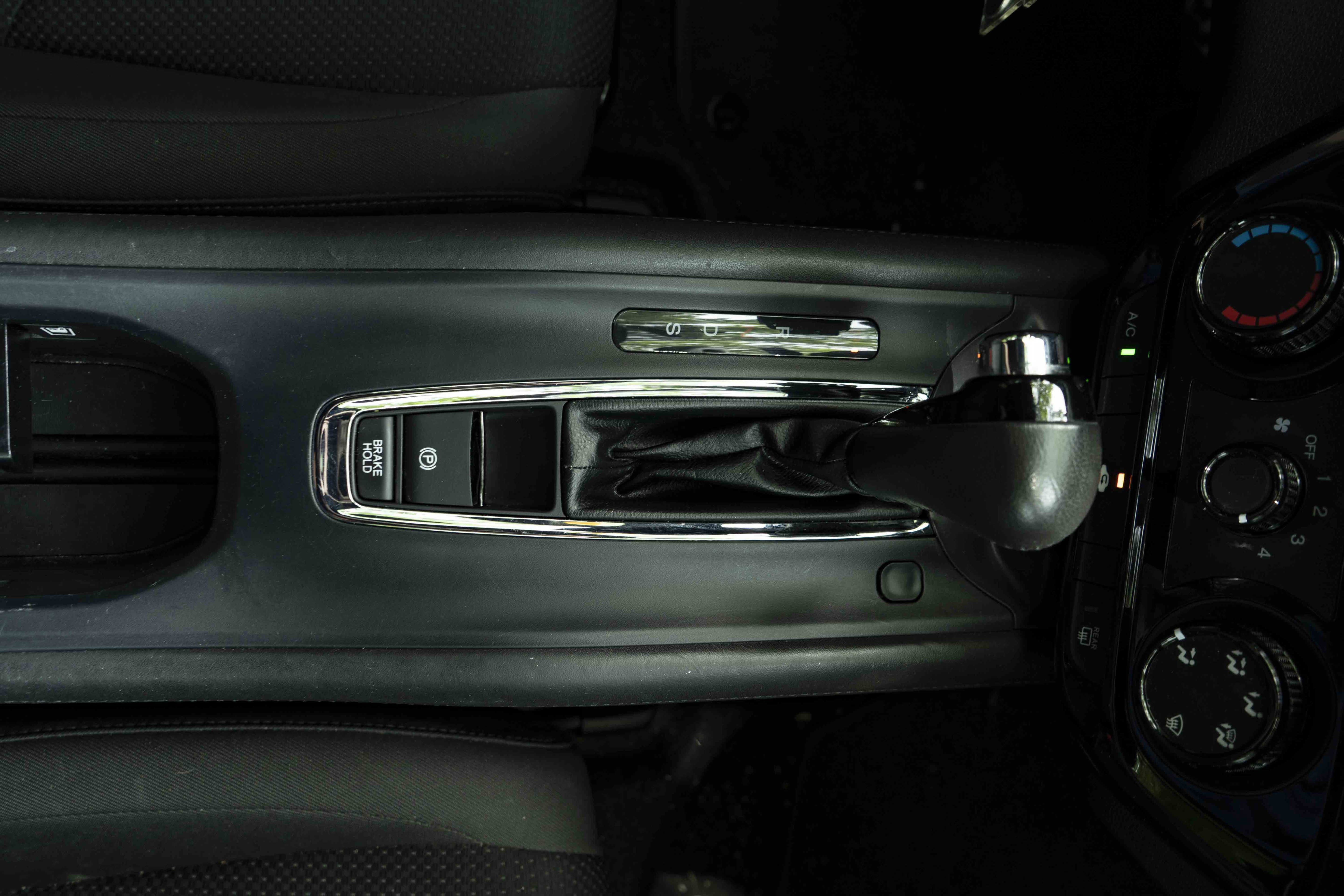 Used 2020 Honda HR-V Sport image 26
