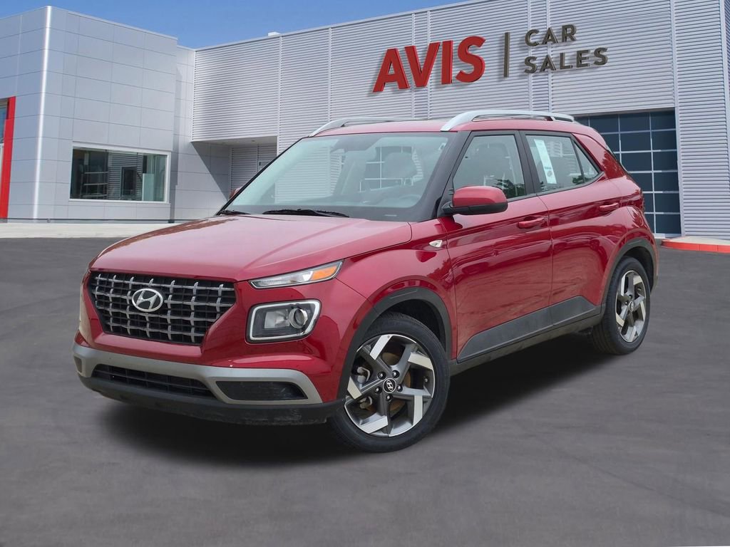 Used 2025 Hyundai Venue SEL FWD image 1
