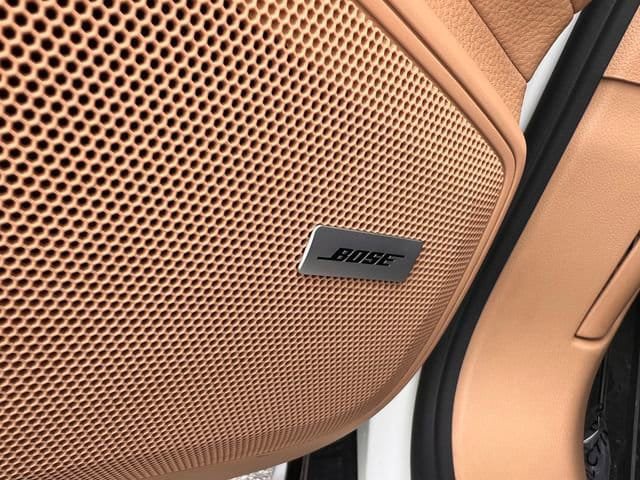 Used 2018 Porsche Panamera RWD image 12
