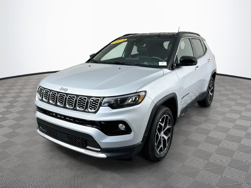 Certified 2024 Jeep Compass Limited AWD/4WD image 5
