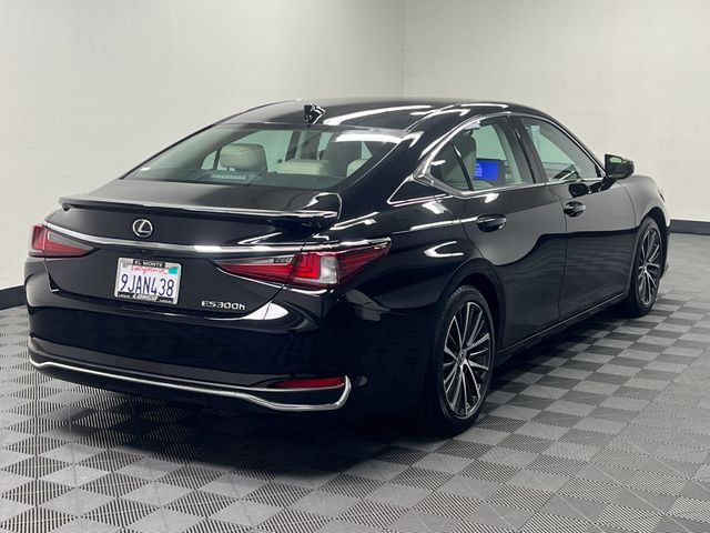 Certified 2024 Lexus ES 300h w/ Premium Package FWD image 5