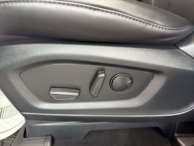 Used 2023 Ford Explorer XLT w/ Equipment Group 202A image 20