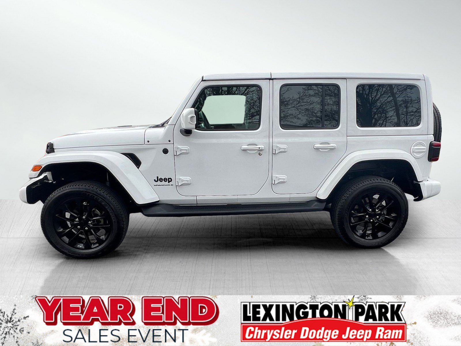 Used 2023 Jeep Wrangler Unlimited Sahara image 3