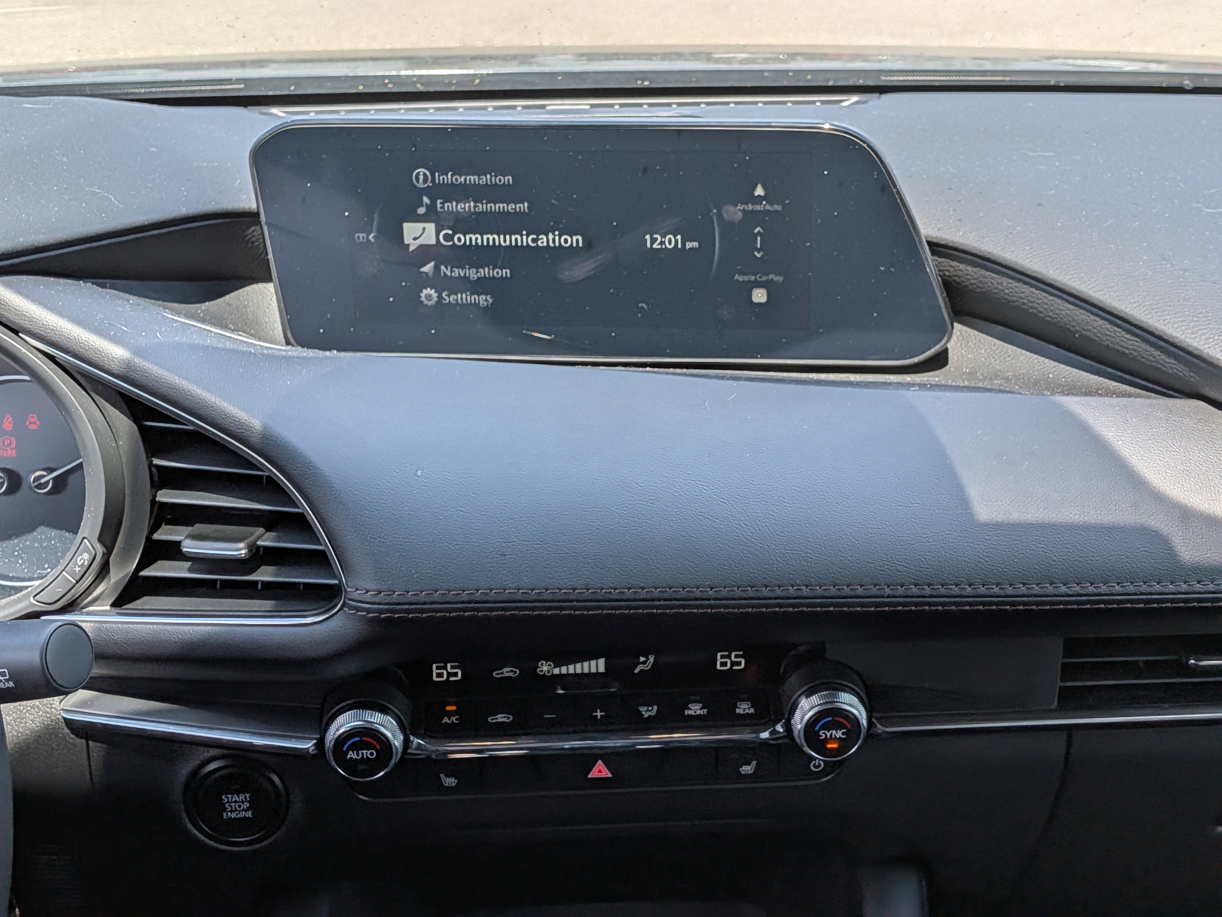 Used 2025 MAZDA MAZDA3 2.5 S Hatchback w/ Premium Pkg image 18