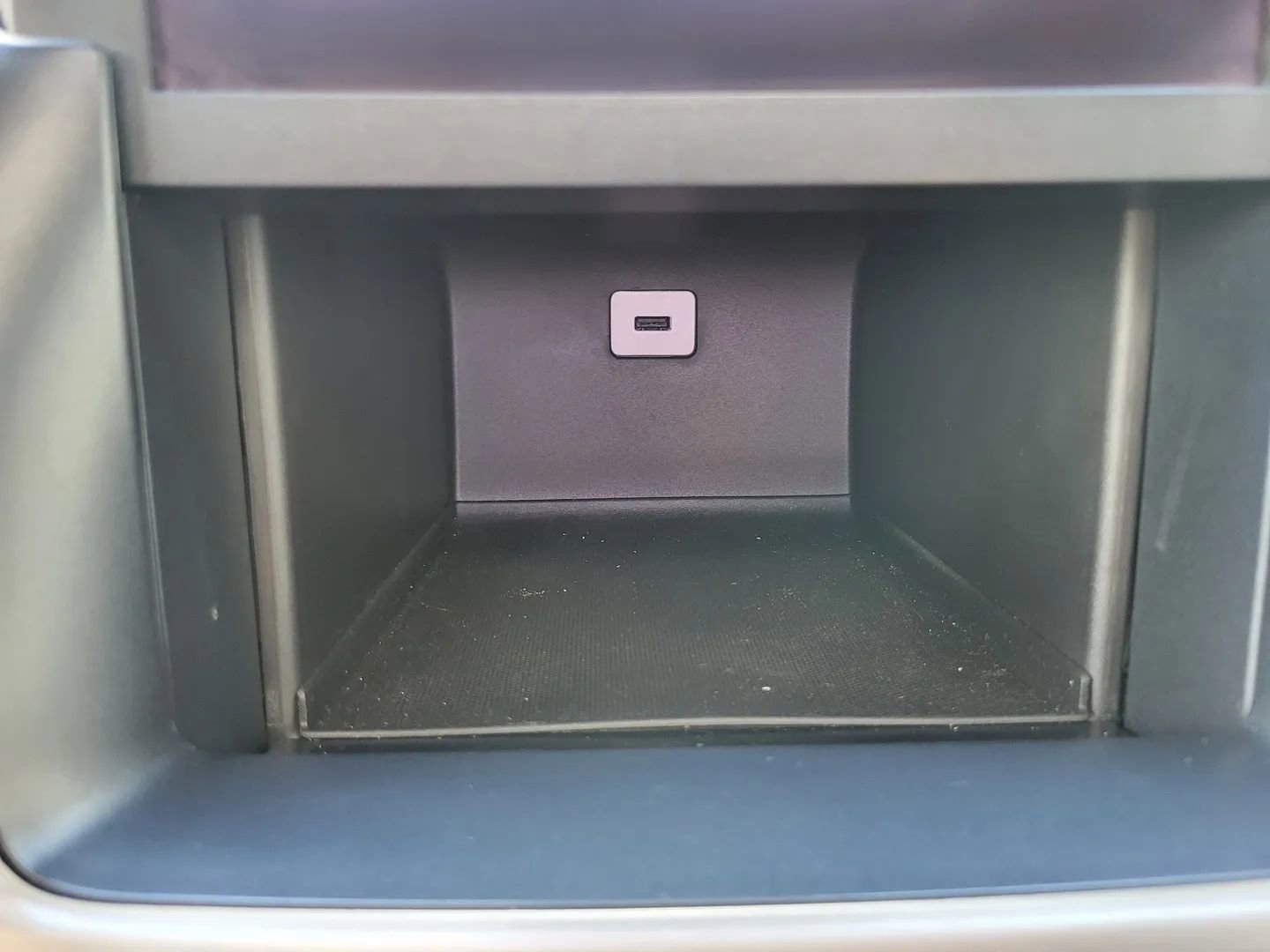 Used 2018 GMC Yukon XL Denali w/ Open Road Package image 38