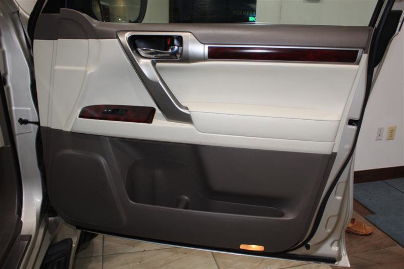 Used 2012 Lexus GX 460 w/ Comfort Plus Pkg AWD/4WD image 40