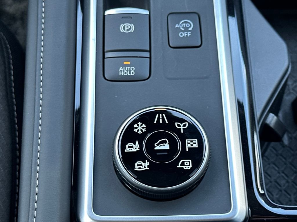 New 2026 Nissan Pathfinder SV image 24