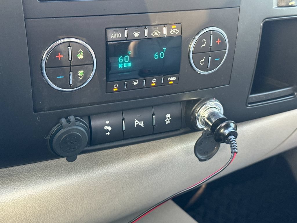 Used 2013 Chevrolet Silverado 1500 LT RWD image 19