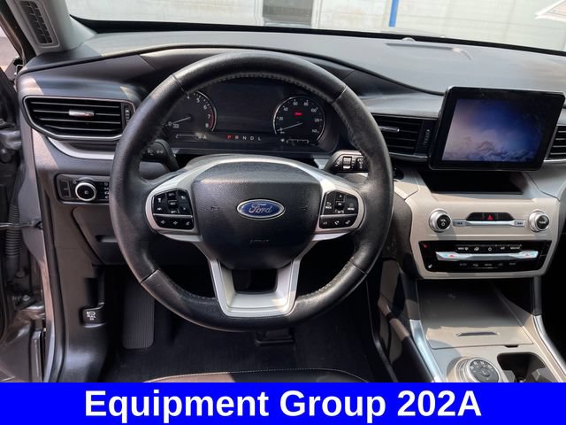 Used 2024 Ford Explorer XLT w/ Equipment Group 202A AWD/4WD image 13
