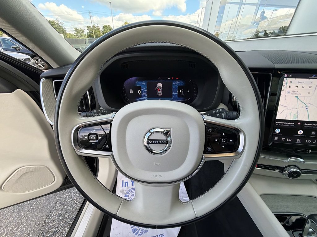 Certified 2024 Volvo XC60 B5 Plus w/ Protection Package Premier AWD/4WD image 18