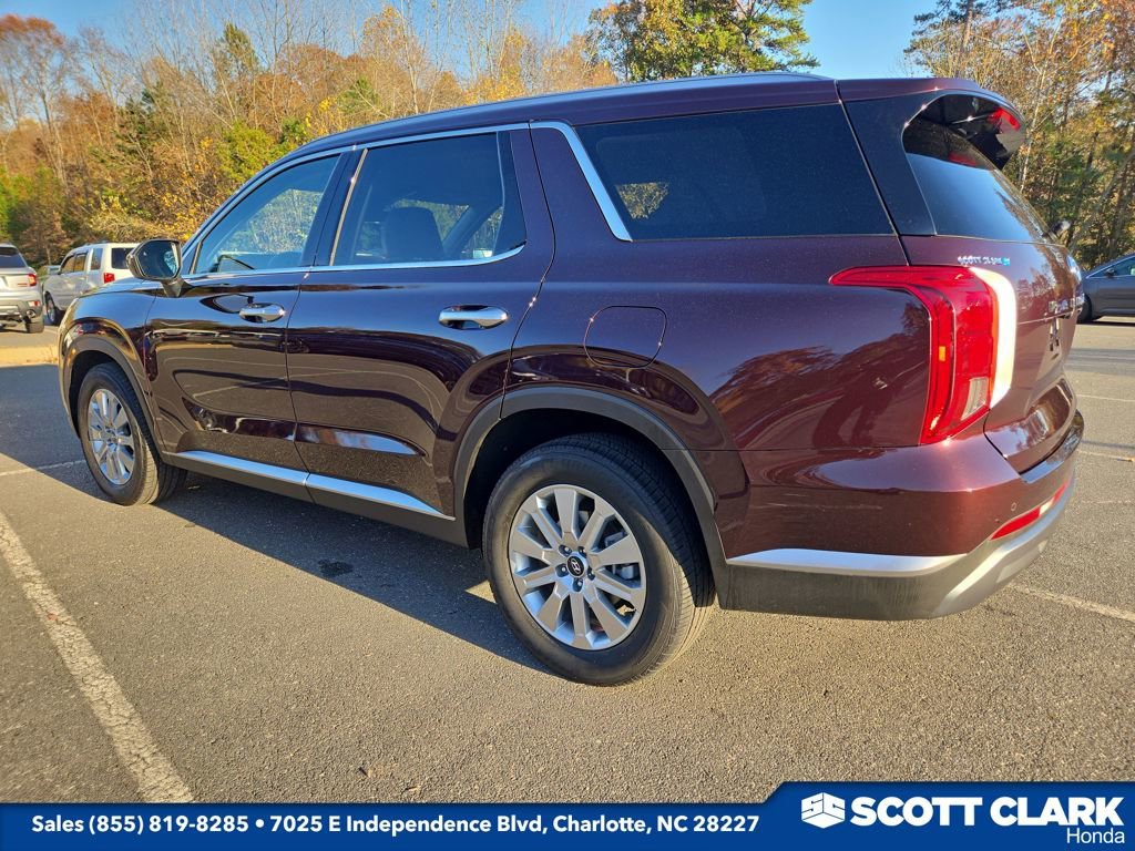 Used 2025 Hyundai Palisade SEL image 3