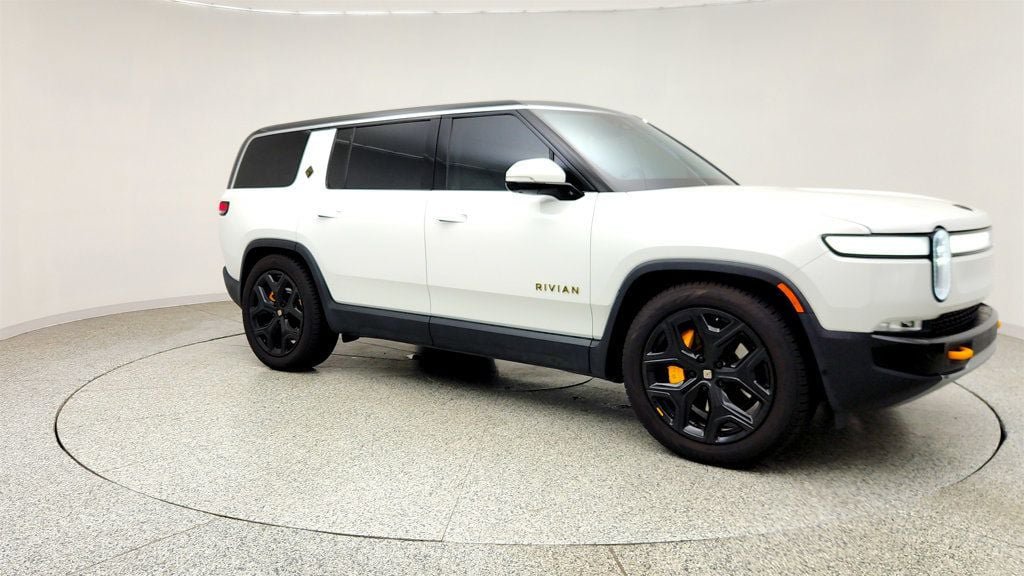 Used 2024 Rivian R1S Adventure AWD/4WD image 3