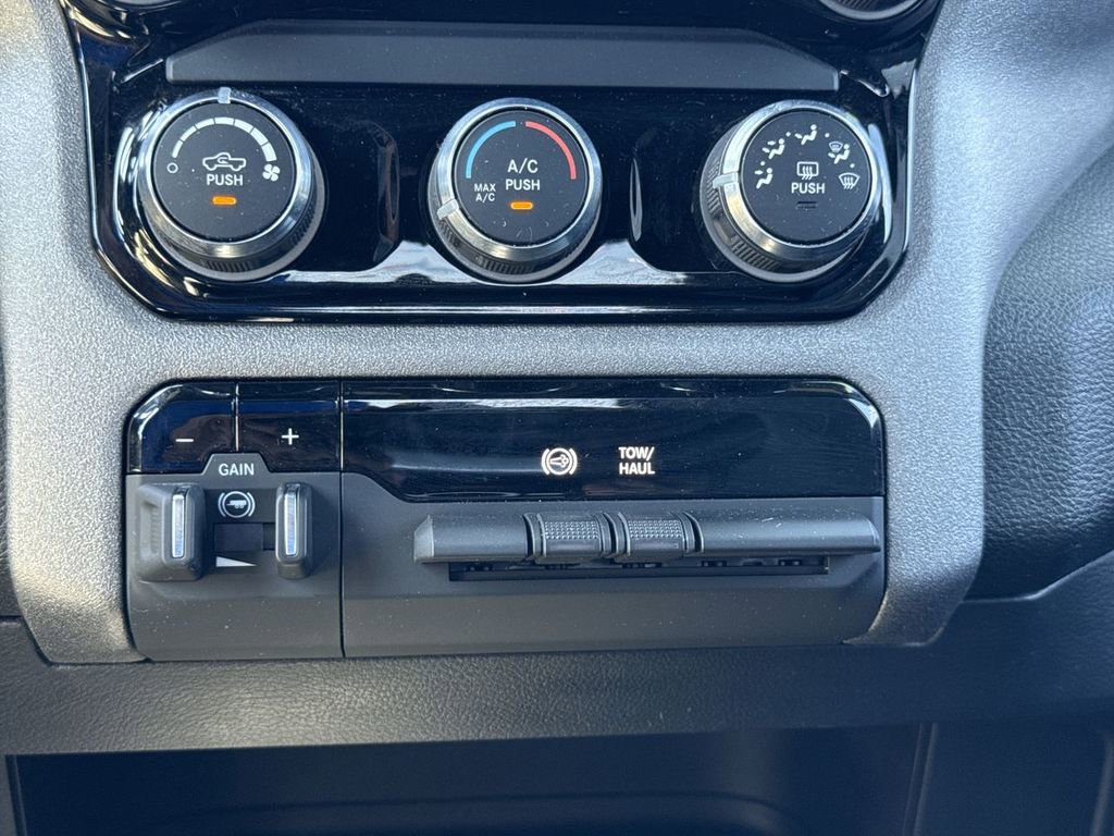 Used 2025 RAM 2500 Tradesman AWD/4WD image 29