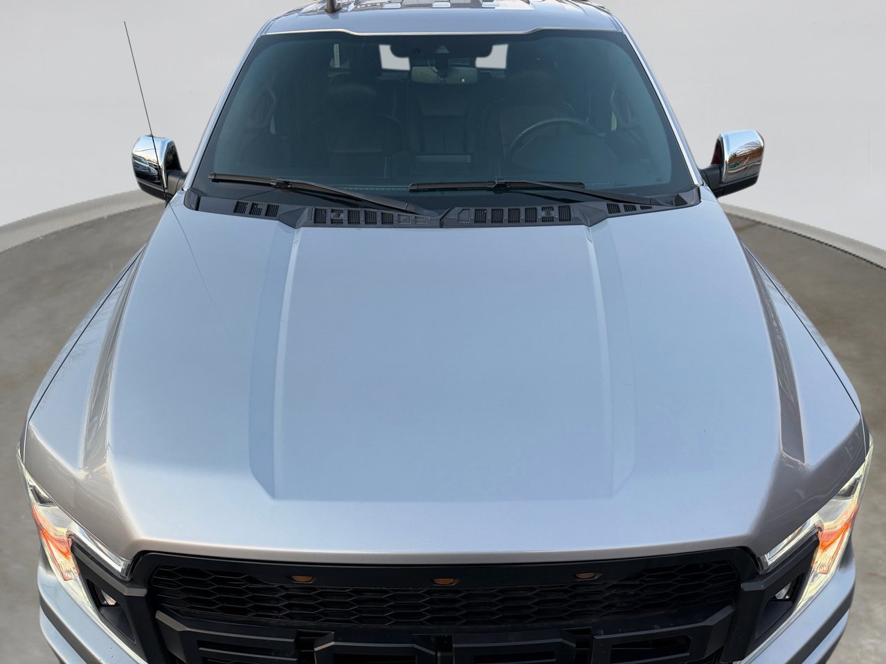 Used 2020 Ford F150 Lariat w/ Equipment Group 502A Luxury image 13