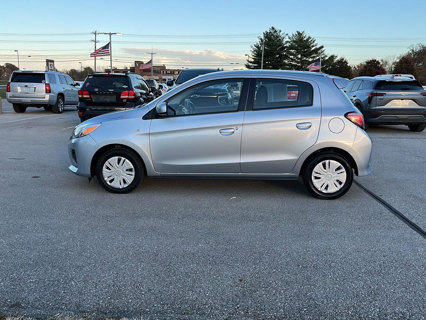 Used 2021 Mitsubishi Mirage ES image 2