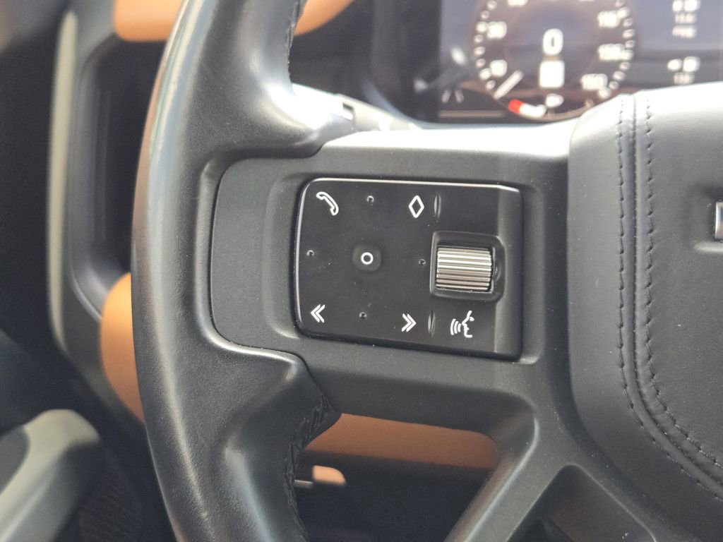 Used 2020 Land Rover Defender 110 X AWD/4WD image 25