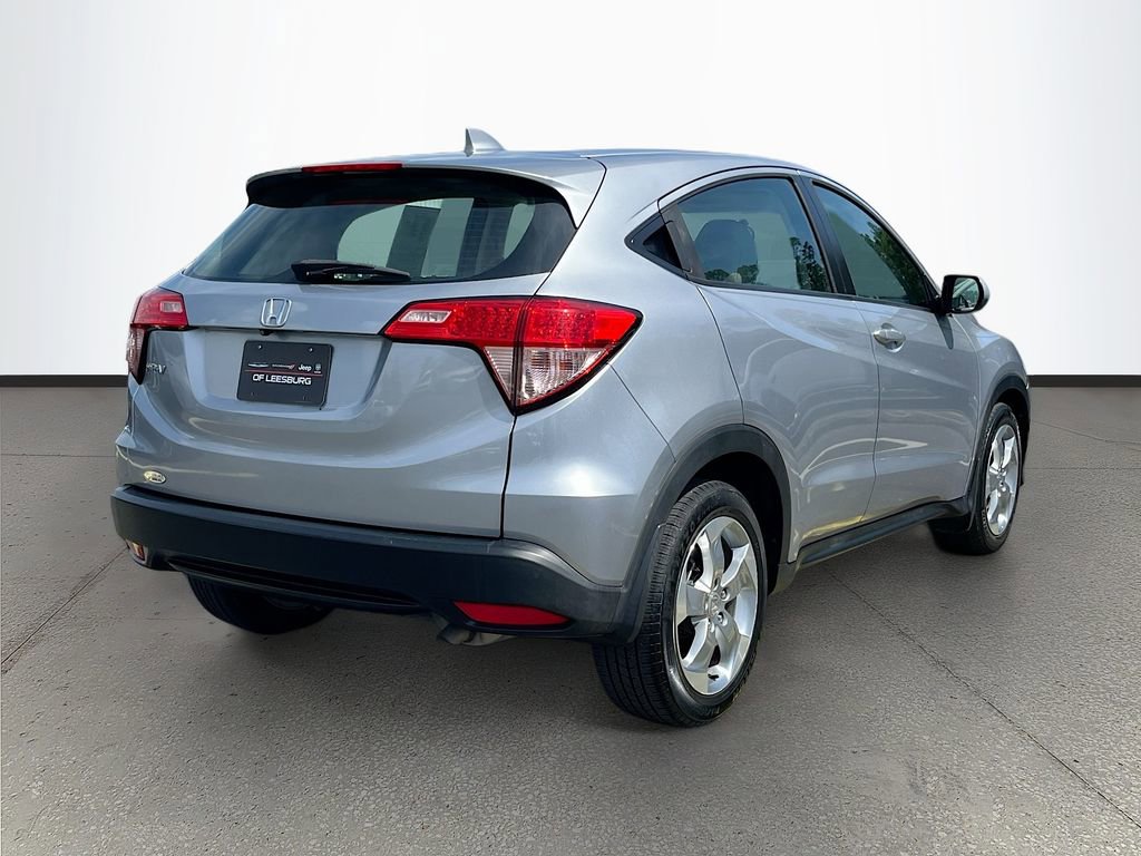 Used 2017 Honda HR-V LX image 7