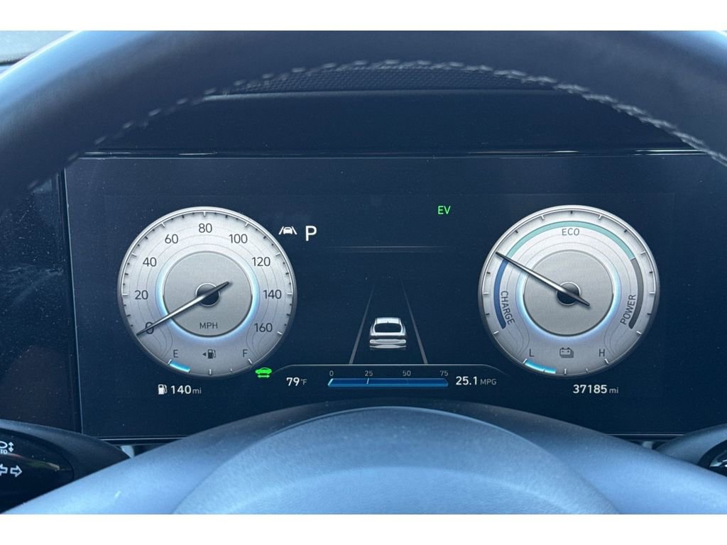 Used 2023 Hyundai Elantra Limited image 27