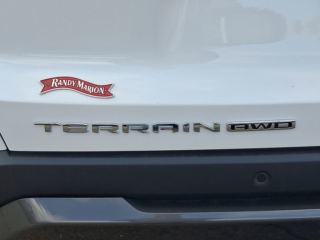New 2026 GMC Terrain Elevation w/ Elevation Premium Package image 10