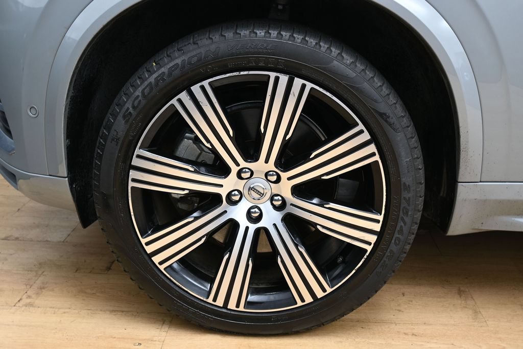 Used 2024 Volvo XC90 T8 Plus AWD/4WD image 12