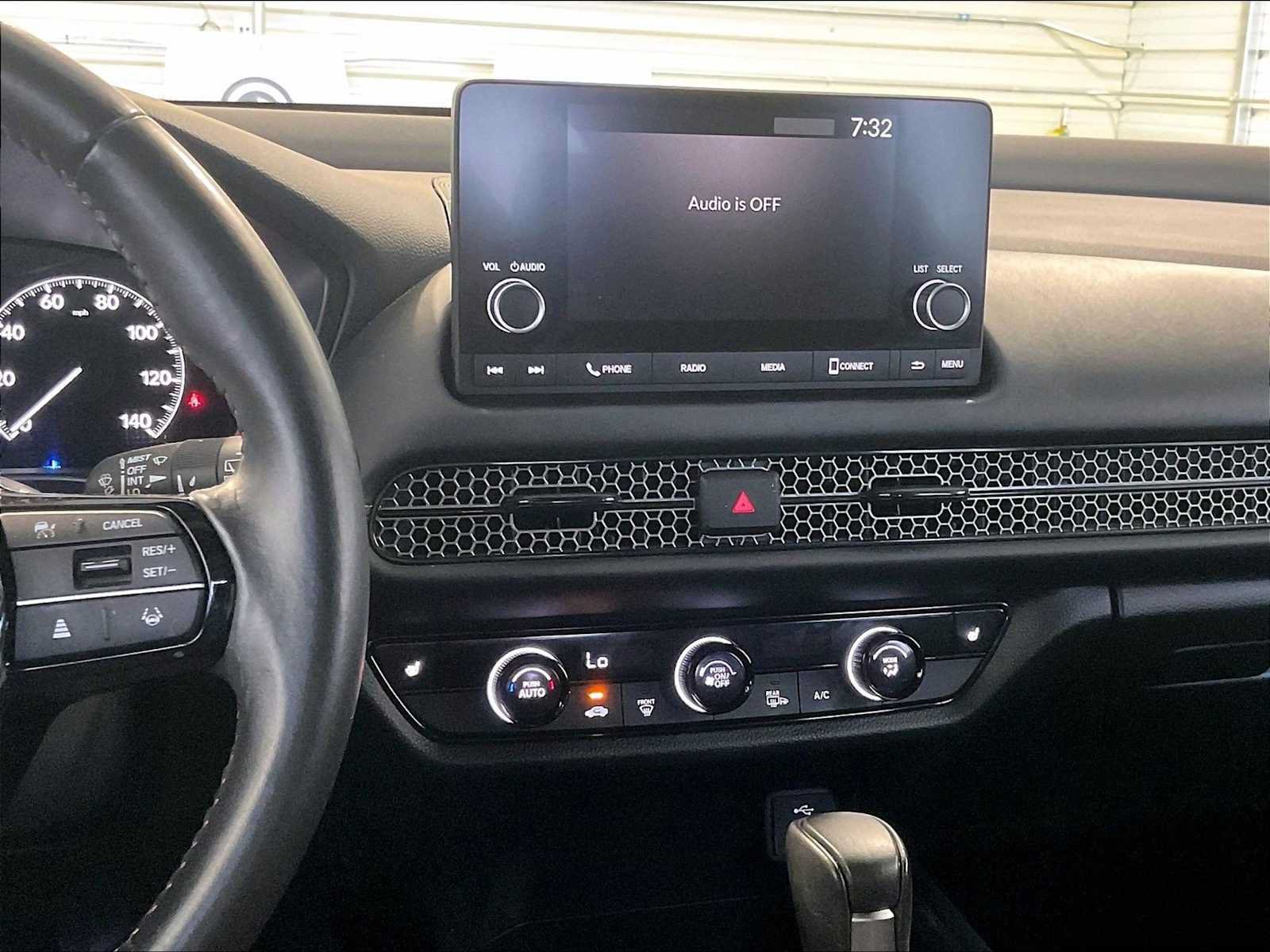 Used 2025 Honda HR-V Sport image 9