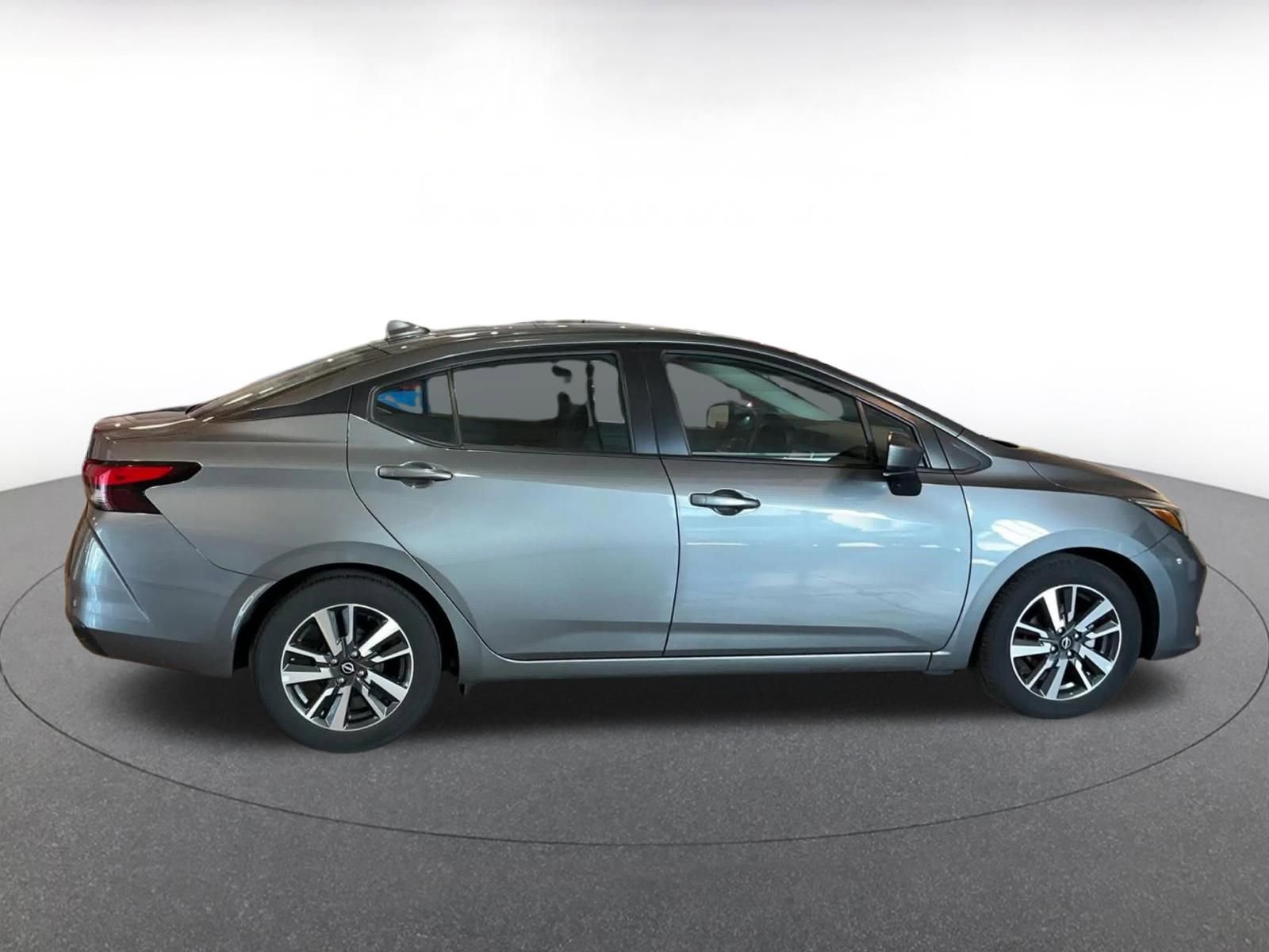 Used 2025 Nissan Versa SV image 16