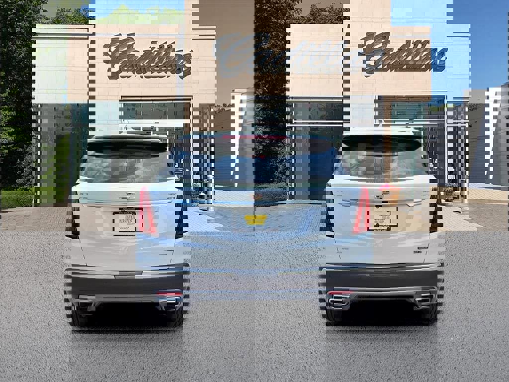 New 2025 Cadillac XT5 Premium Luxury w/ Technology Package image 4