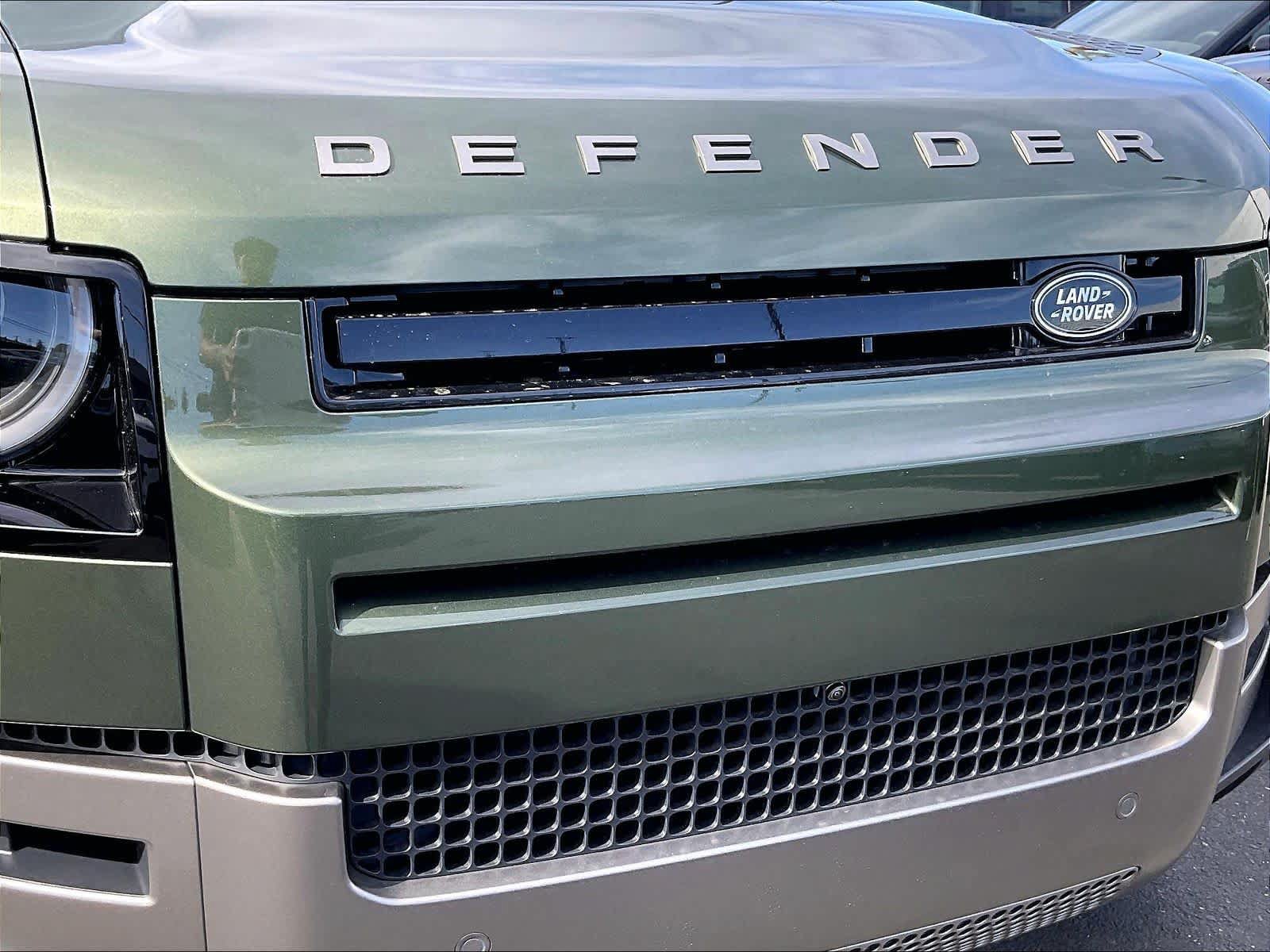 New 2026 Land Rover Defender 110 S AWD/4WD image 34