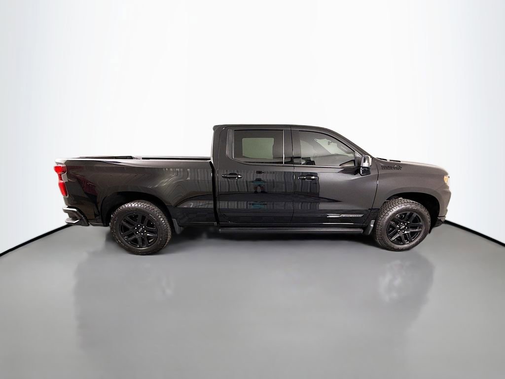 Used 2026 Chevrolet Silverado 1500 High Country w/ Midnight Edition AWD/4WD image 8