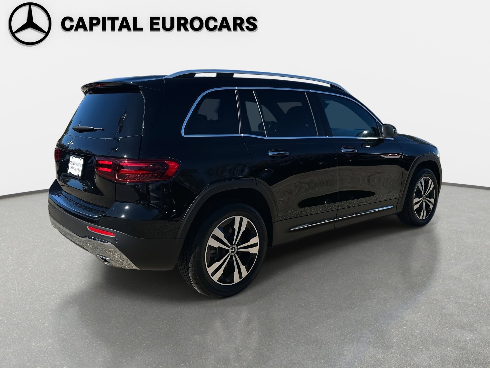 Certified 2025 Mercedes-Benz GLB 250 image 5