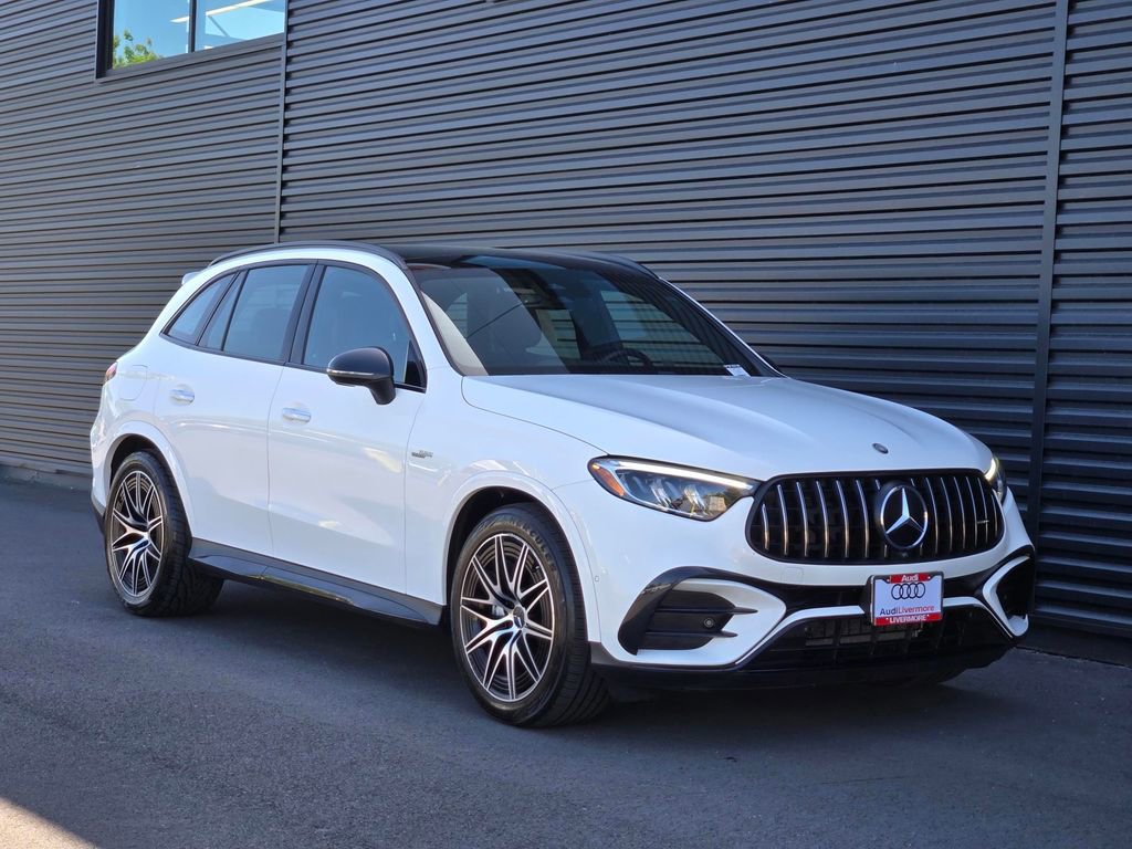 Used 2025 Mercedes-Benz GLC 43 AMG 4MATIC image 8