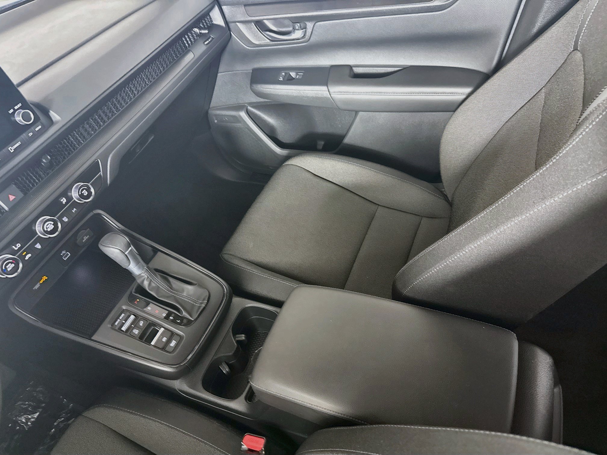 Used 2025 Honda CR-V LX image 26