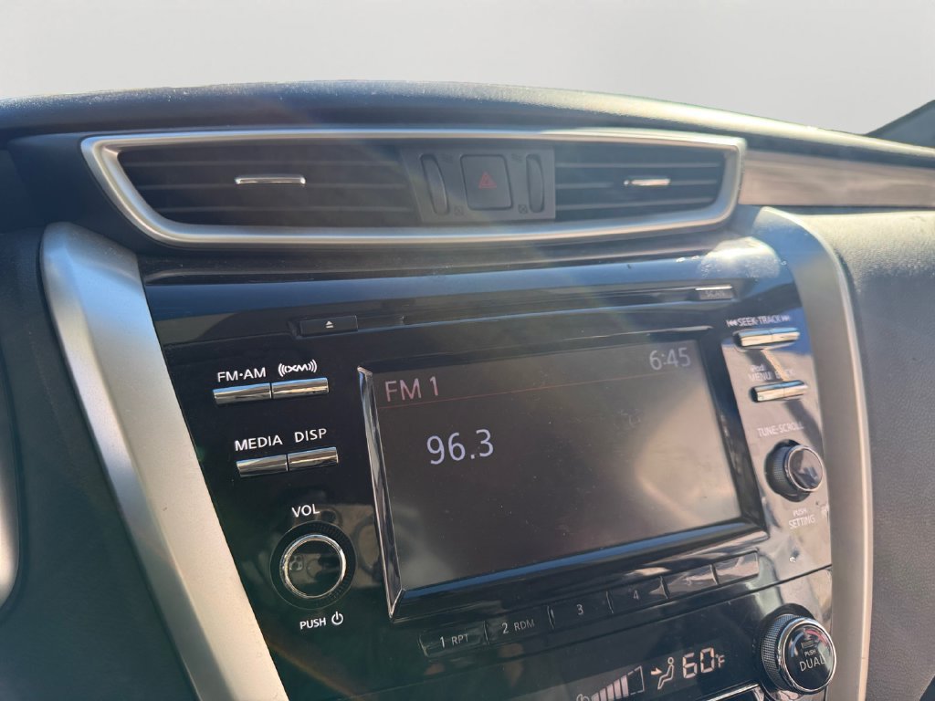 Used 2017 Nissan Murano S AWD/4WD image 15