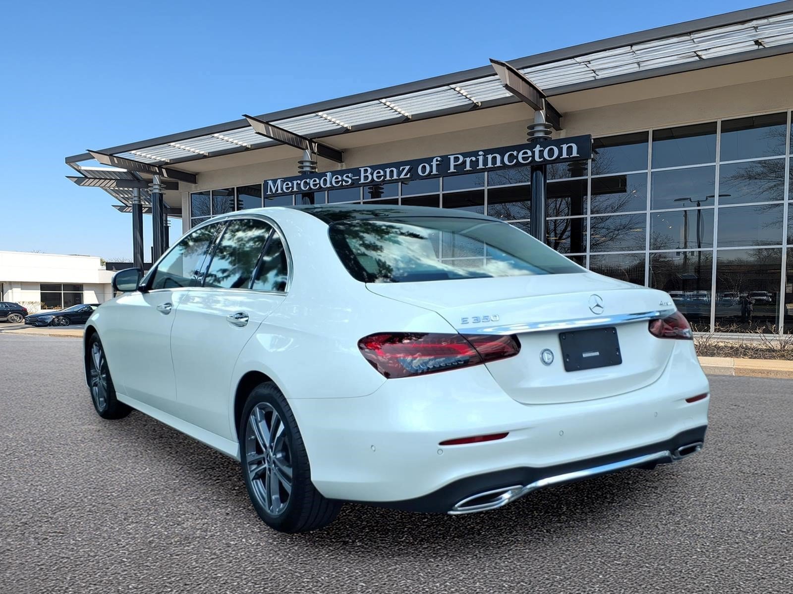 Certified 2023 Mercedes-Benz E 350 4MATIC Sedan image 5