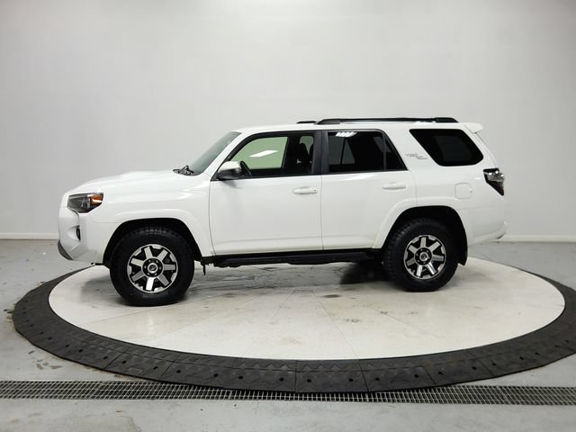 Used 2021 Toyota 4Runner TRD Off-Road AWD/4WD image 5
