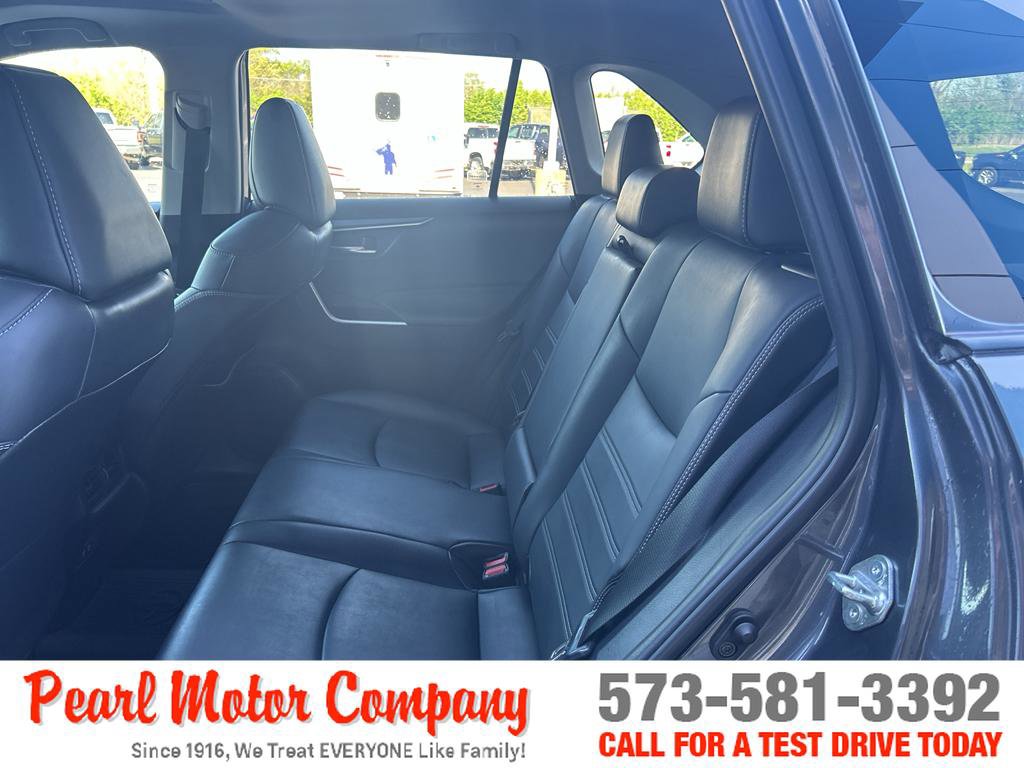 Used 2020 Toyota RAV4 XLE Premium AWD/4WD image 20