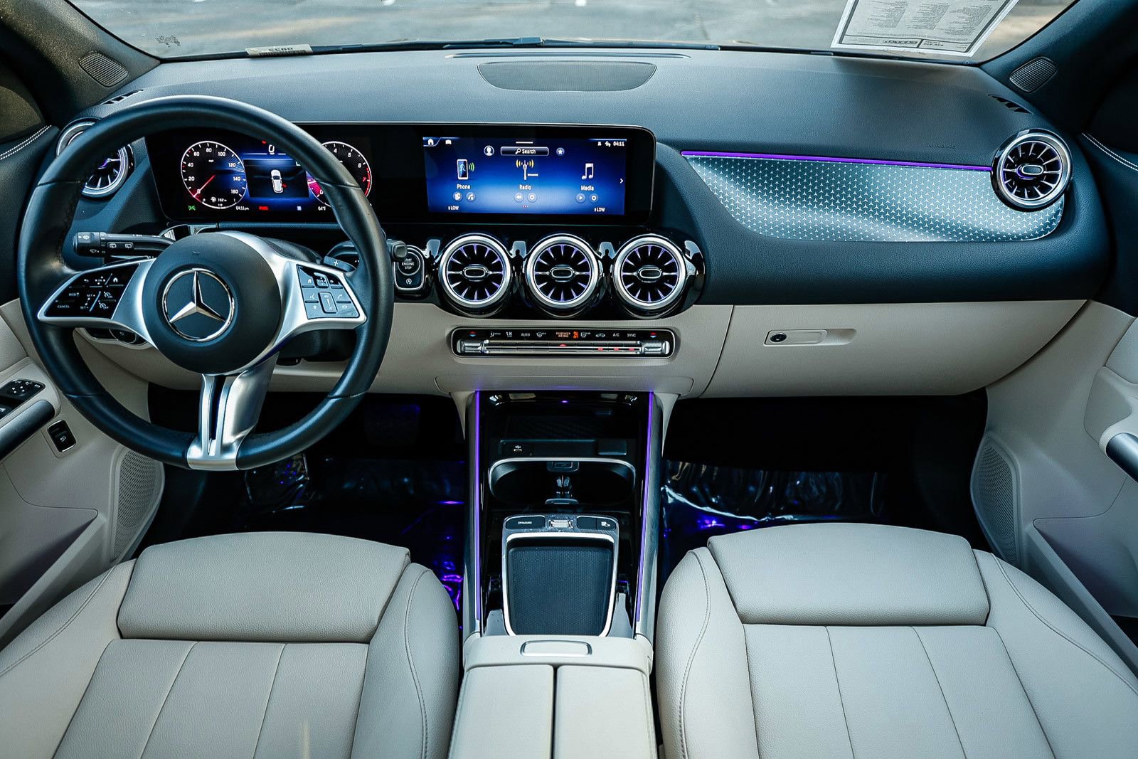 Certified 2025 Mercedes-Benz GLA 250 image 10