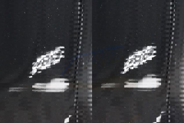 Used 2023 Toyota Corolla Cross L image 7