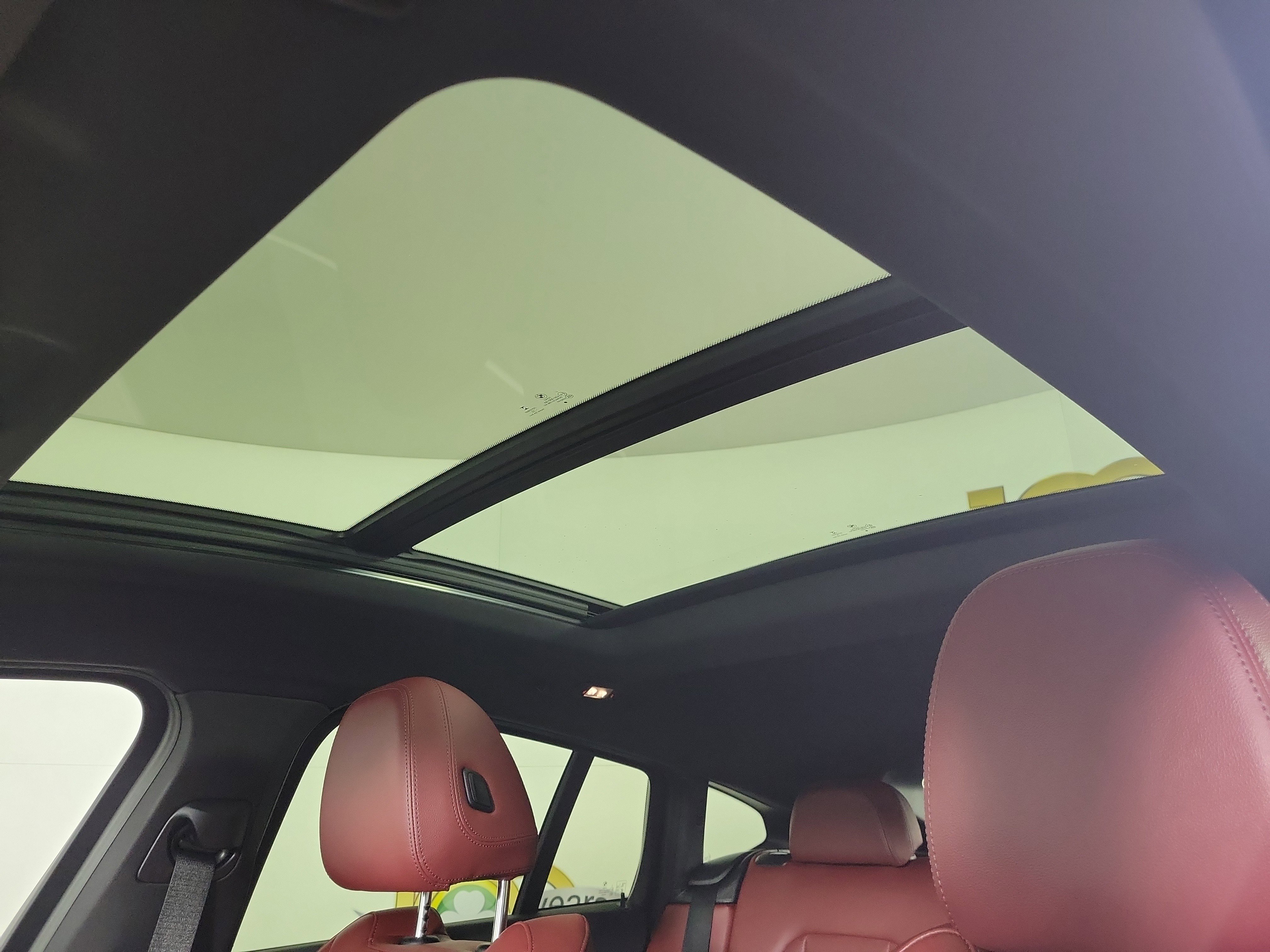 Certified 2023 BMW X4 xDrive30i w/ Premium Package image 20