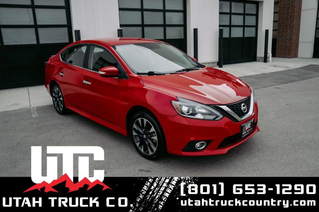 Used 2018 Nissan Sentra SR image 1