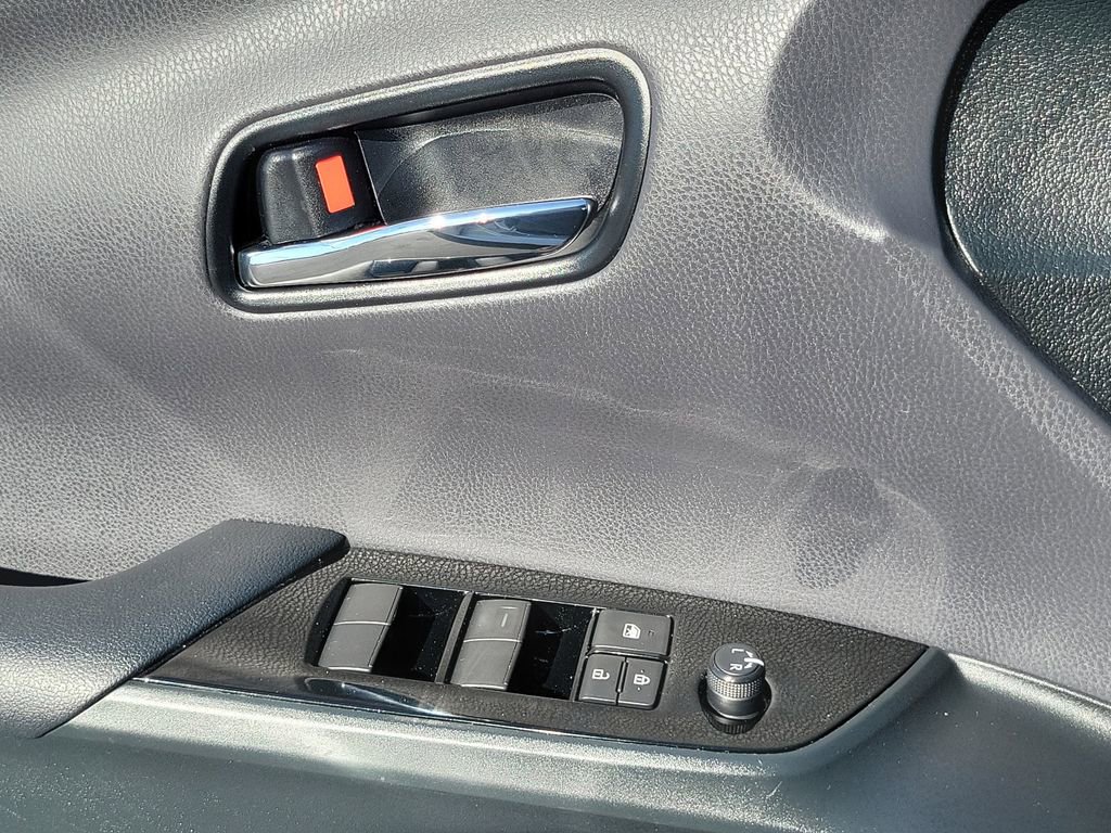 Used 2021 Toyota Prius Prime LE image 19