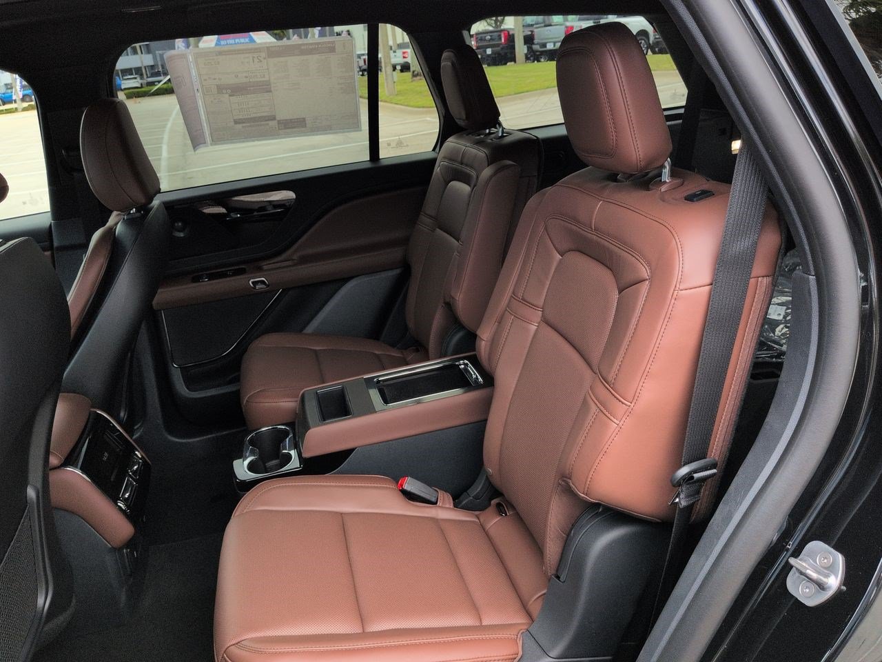 New 2026 Lincoln Aviator Reserve w/ Illumination Package RWD image 14
