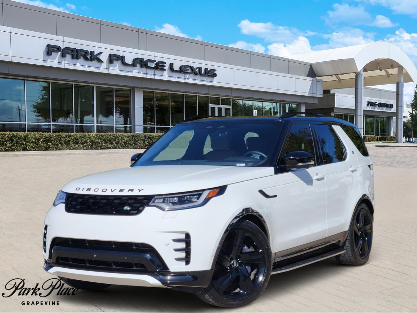 Used 2024 Land Rover Discovery Dynamic SE