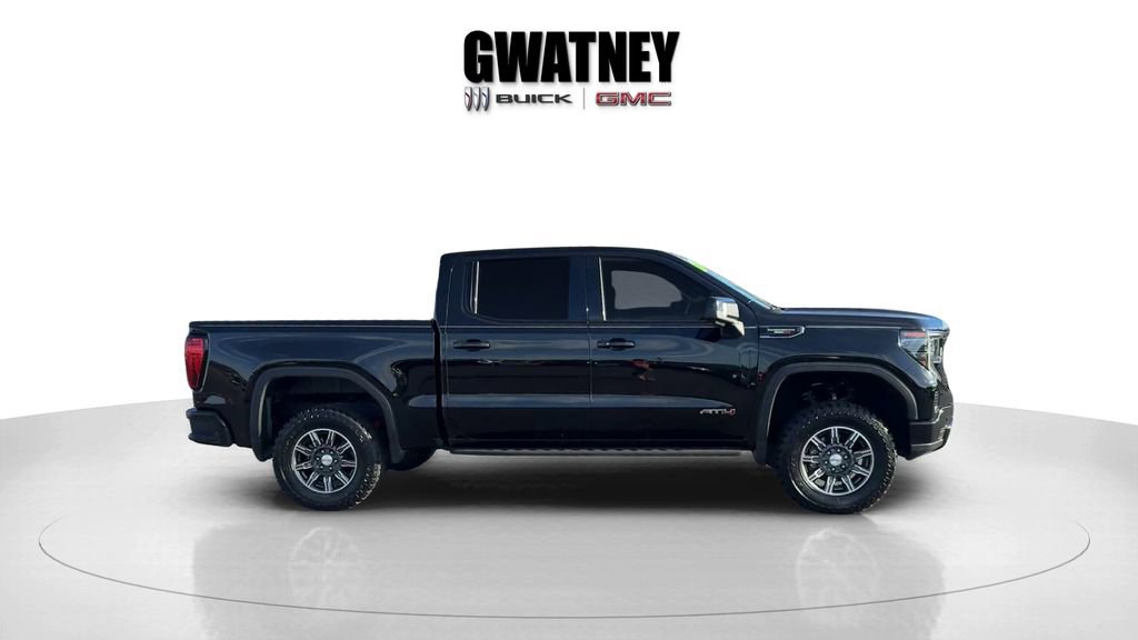 Used 2024 GMC Sierra 1500 AT4 w/ Technology Package AWD/4WD image 4