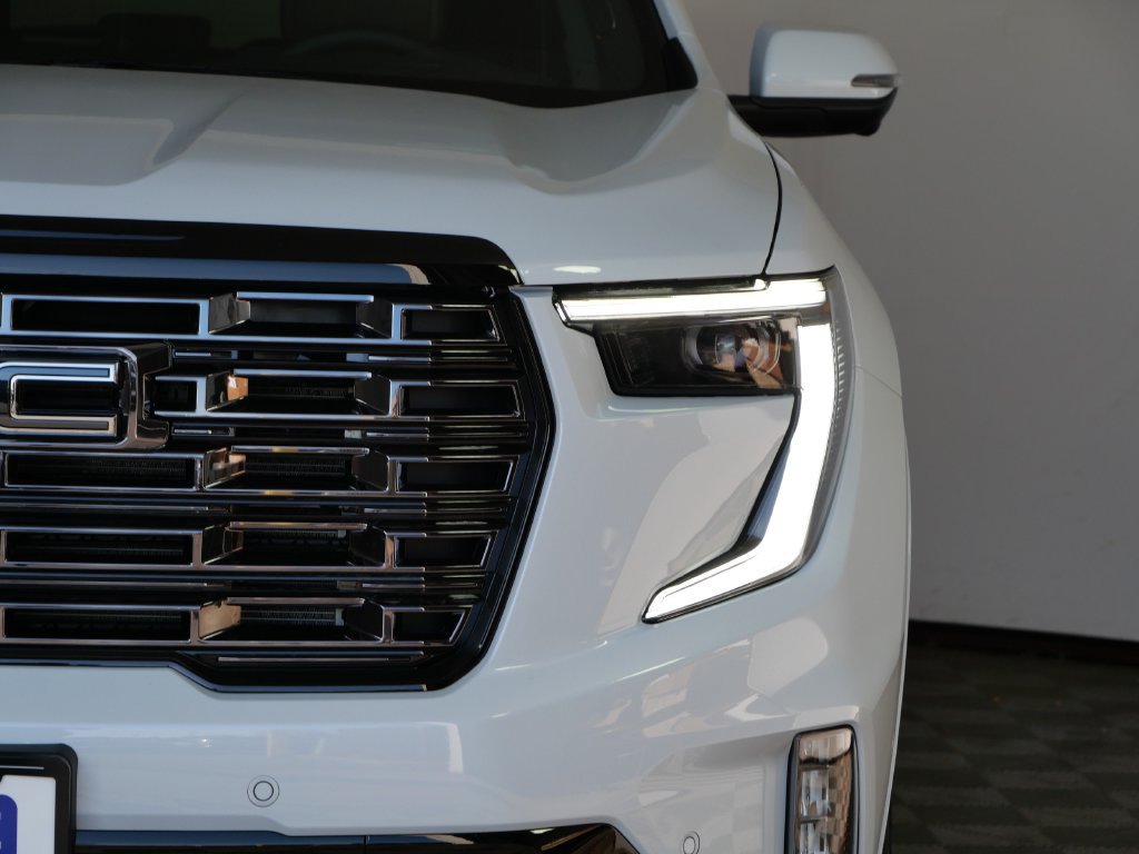 New 2027 GMC Acadia Denali Ultimate AWD/4WD image 9