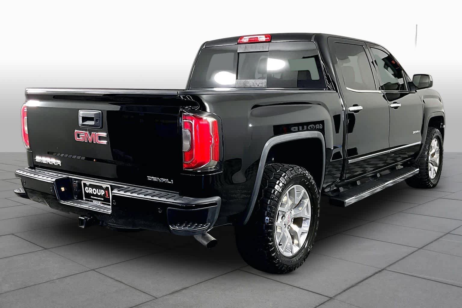 Used 2017 GMC Sierra 1500 Denali AWD/4WD image 13