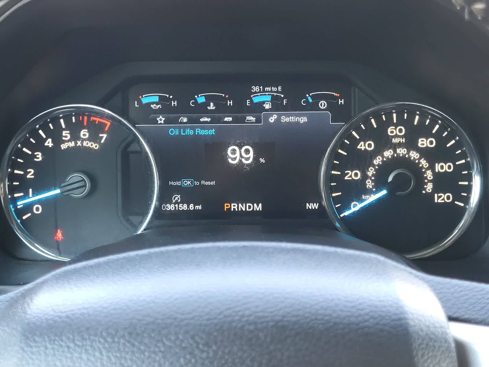 Used 2019 Ford F150 Lariat w/ Equipment Group 502A Luxury AWD/4WD image 17