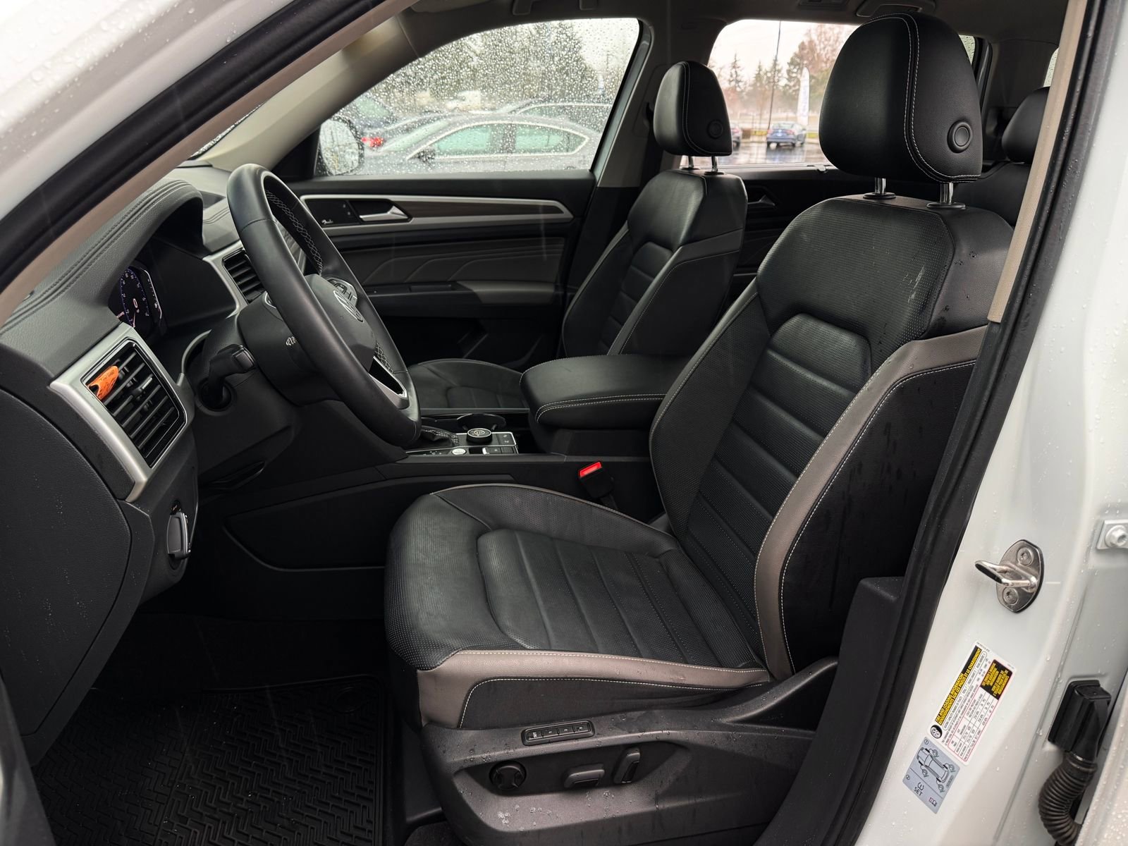 Used 2021 Volkswagen Atlas SEL Premium w/ MDO Package (Bench Seat) AWD/4WD image 11